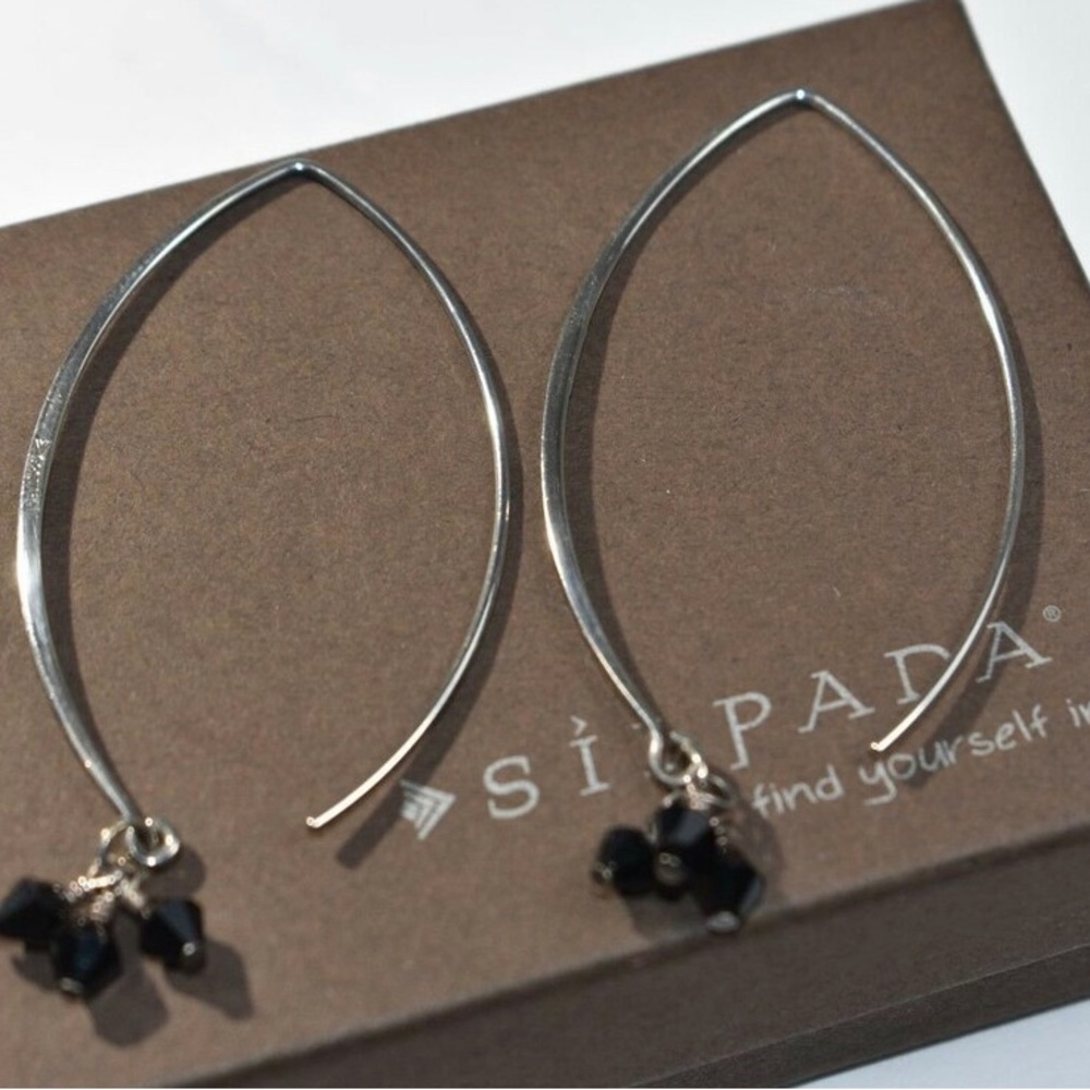 Silpada silver earrings with obsidian stones